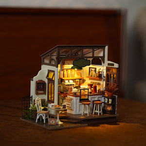 Rolife Slow Life Café - DIY Miniature House Kit - DG162
