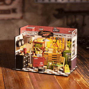 Rolife Garage Workshop - DIY Miniature House Kit - DG165
