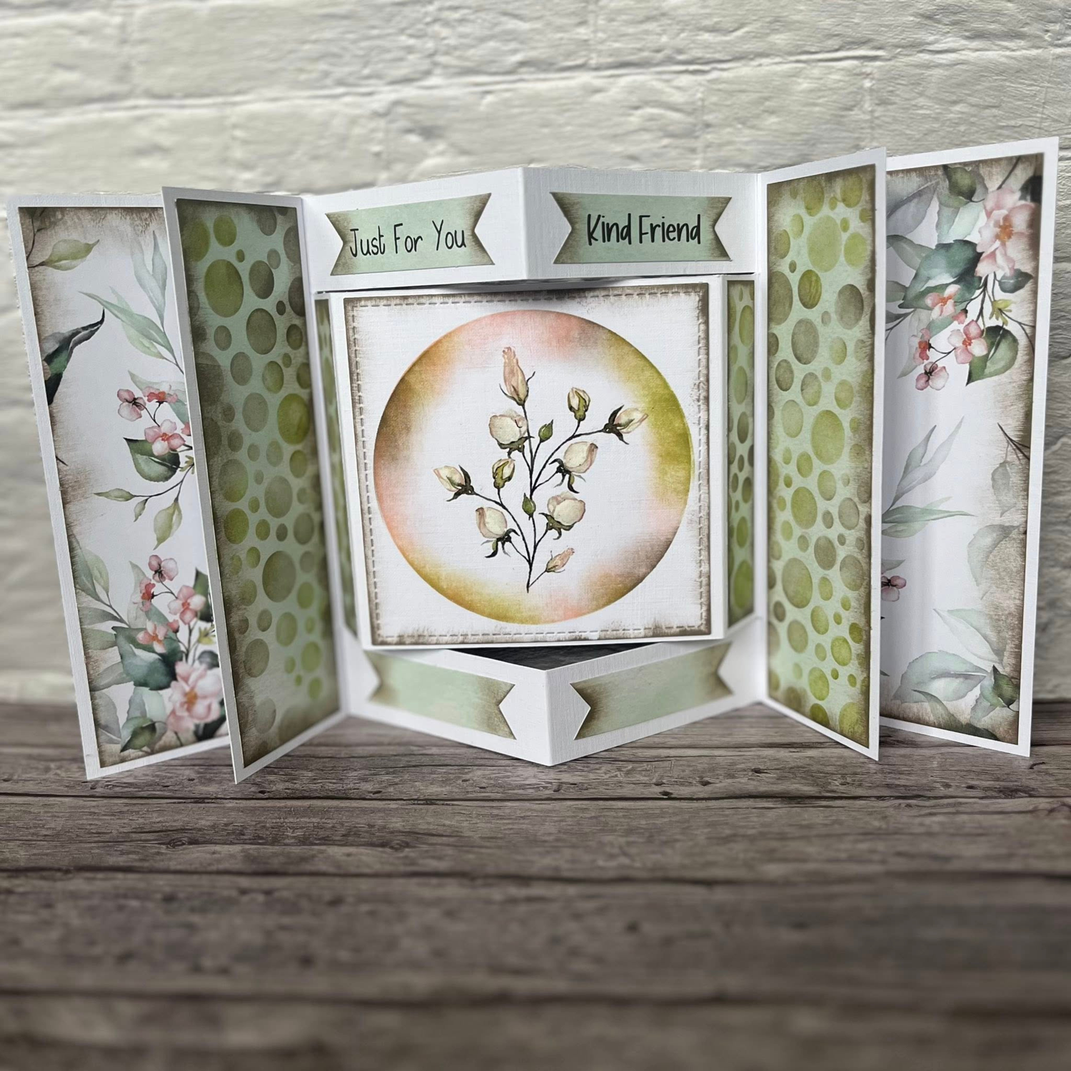 Lisa Horton Crafts Creative Kit - Volume 1 (Inc Die Cuts, Papers, Rub-ons, Stencils and Foam Pads)