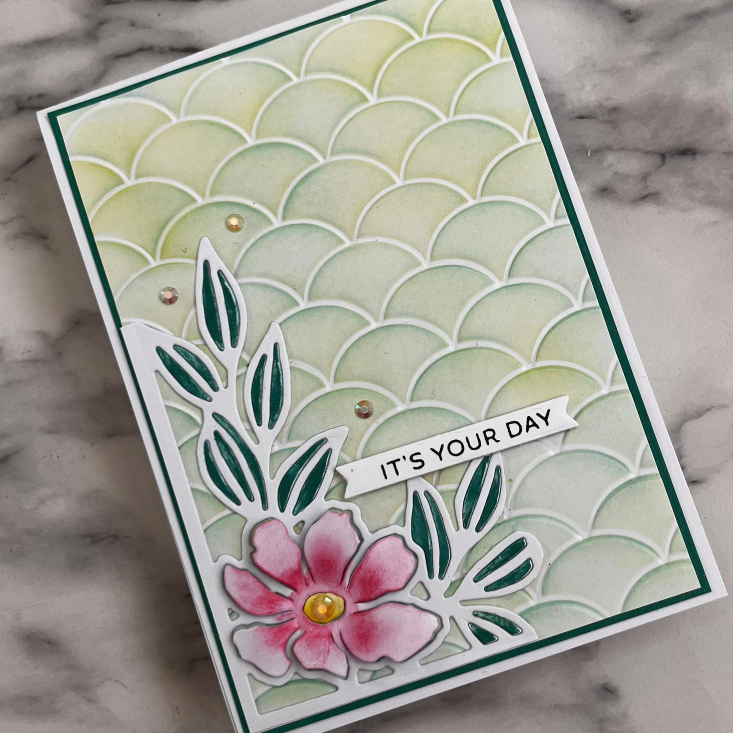 Lisa Horton Crafts Scalloped Circles 5