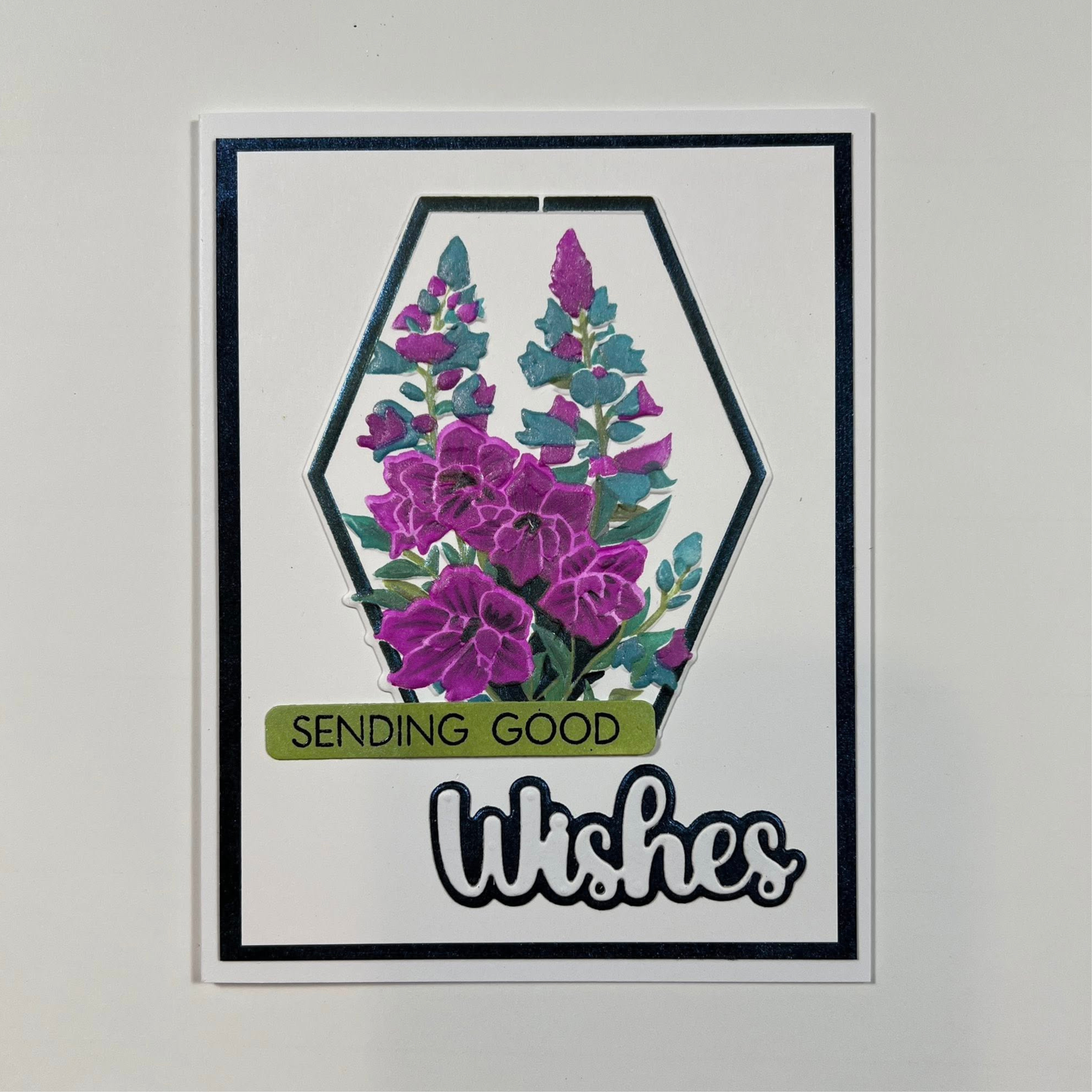 Lisa Horton Crafts Glorious Garden 3D Embossing Folder with Integrated Die