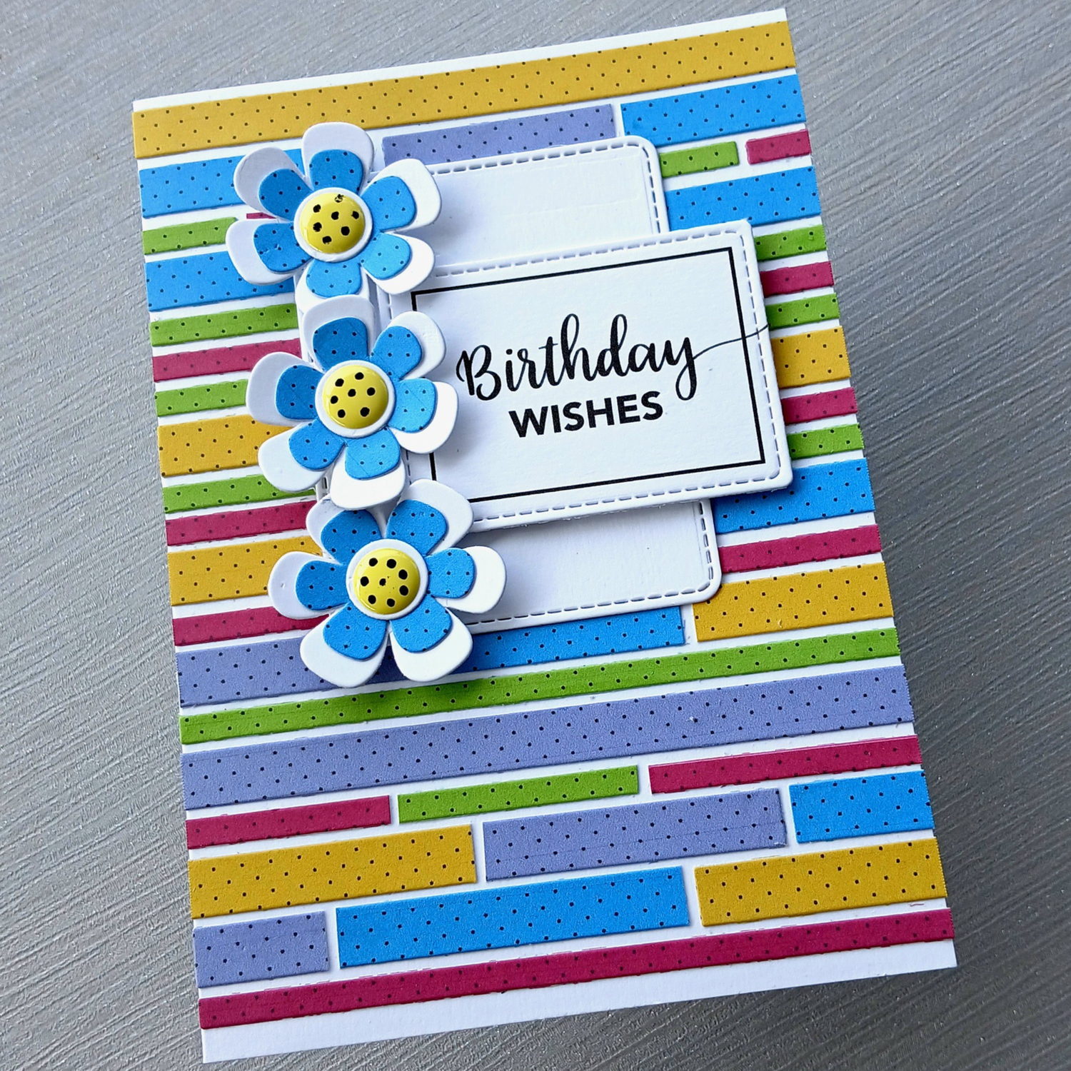 Lisa Horton Crafts Paper Strips Dies