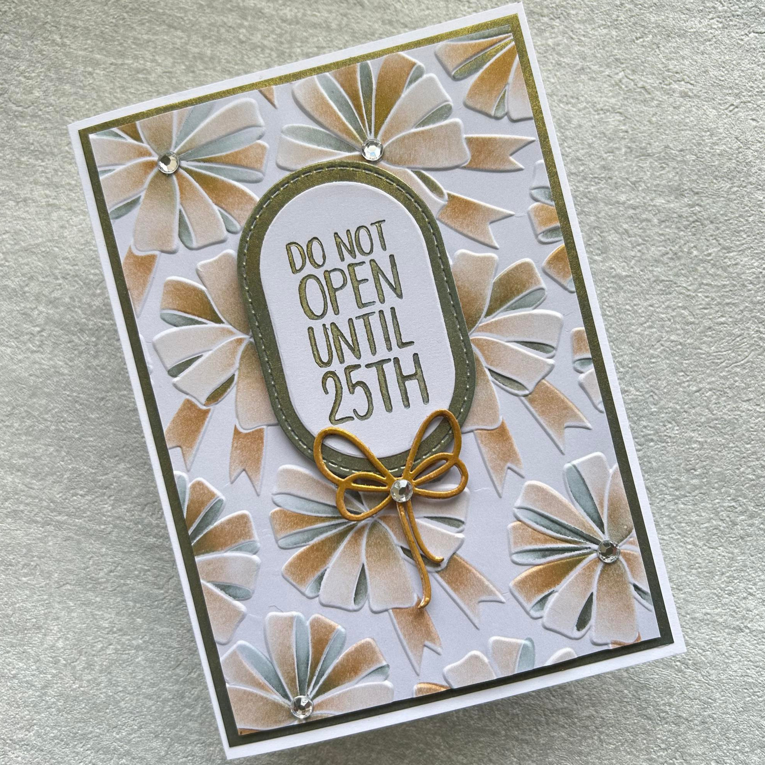 Lisa Horton Crafts Wrapping Up Layering Stencils