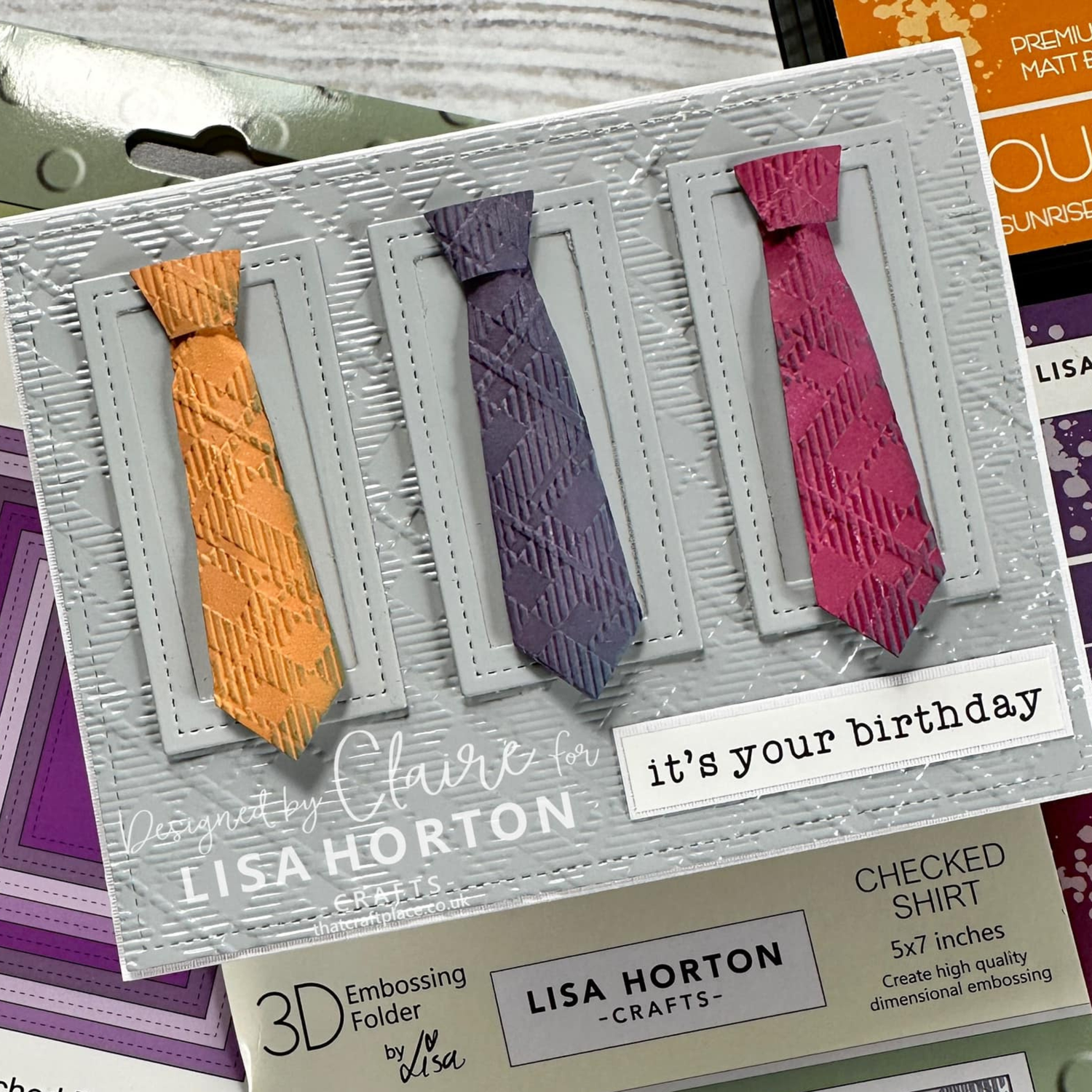 Lisa Horton Crafts Checked Shirt 5" x 7" 3D Embossing Folder