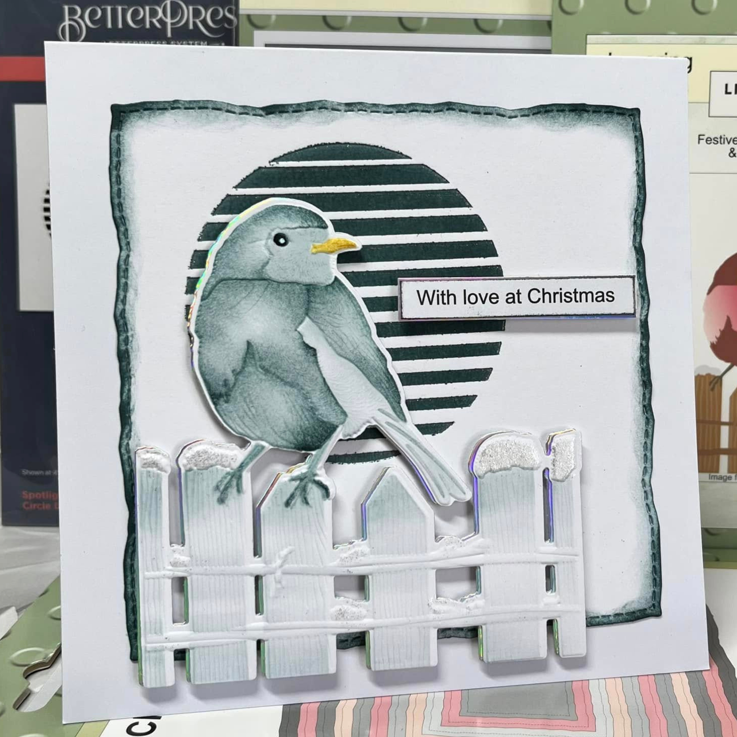 Lisa Horton Crafts Festive Robin A6 Layering Stencils with Die