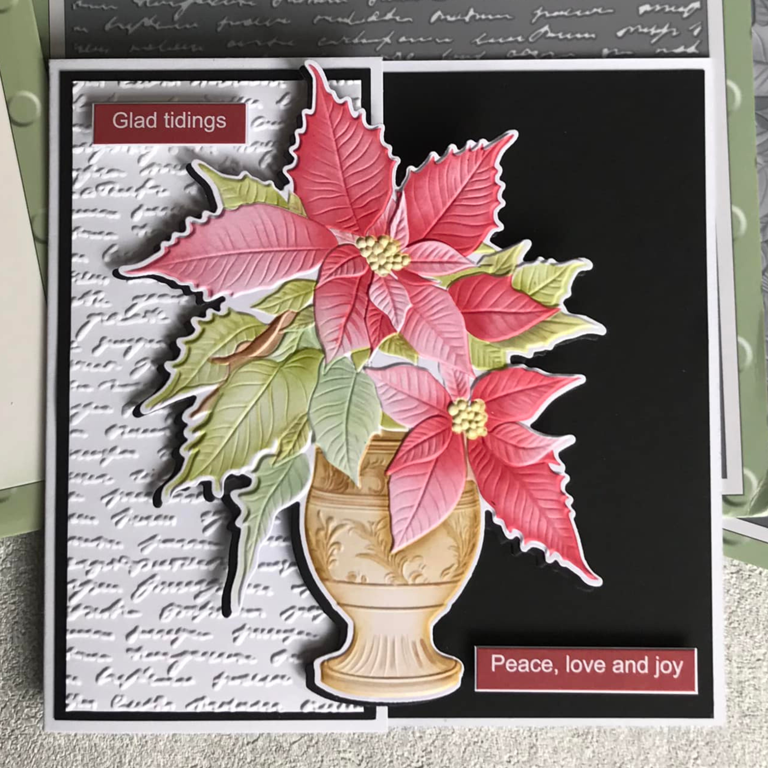 Lisa Horton Crafts Potted Poinsettia 5" x 7" Layering Stencils with Die